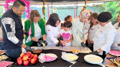 DEVLET KORUMASINDAKİ ÇOCUKLARA TATLI BİR GÜN:  ÇİKOLATA ATÖLYESİ ETKİNLİĞİ