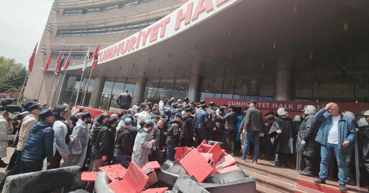 Karaman'da koltuklar sallanıyor!