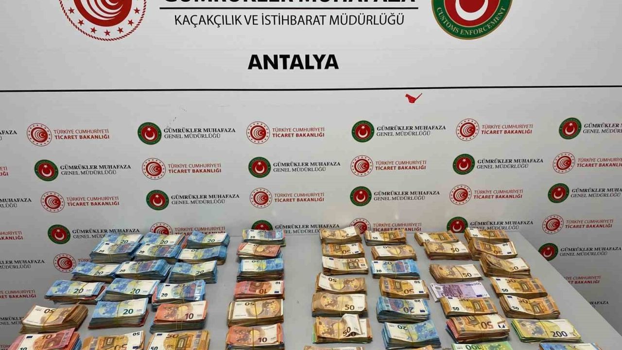 Bebek bezleri içerisine gizlenmiş 20 milyon liradan fazla na