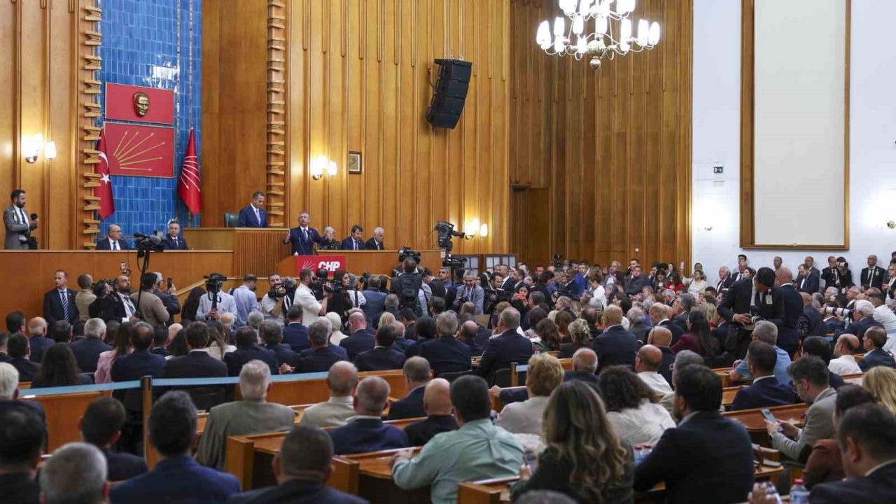 CHP Grup Başkanı Özel: "AK Parti’nin kara düzenini