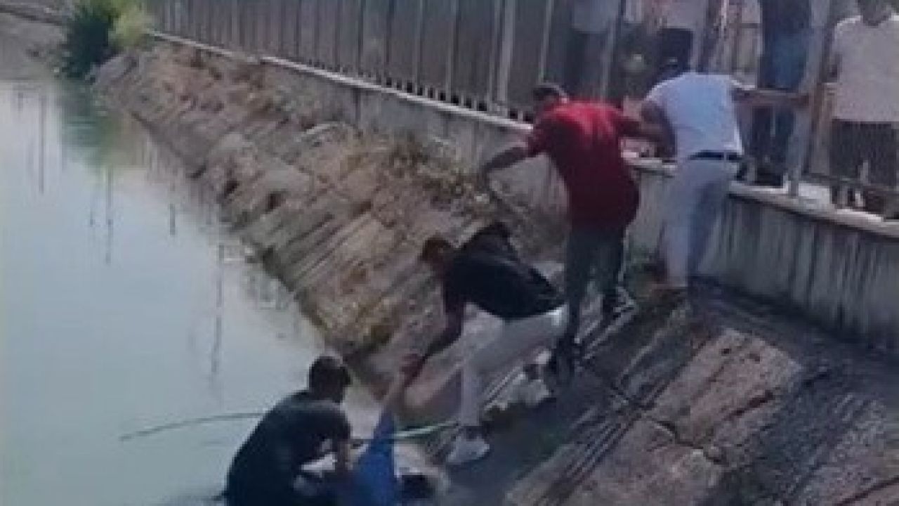 Tarsus’ta sulama kanalına düşen şahıs ölümden döndü
