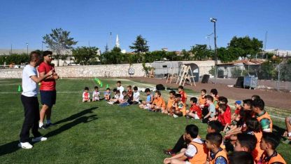 Karaman’da İl Özel İdaresi’nin ücretsiz yaz futbol kursu başladı